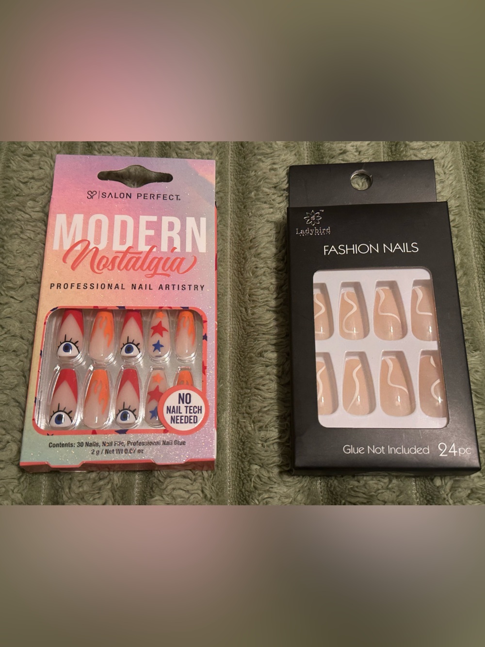Press-On Nails Bundle - Picture 3 of 5